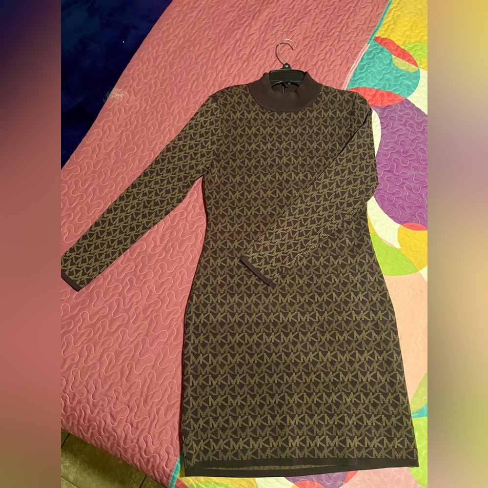Classic Michael Kors sweater logo dress.